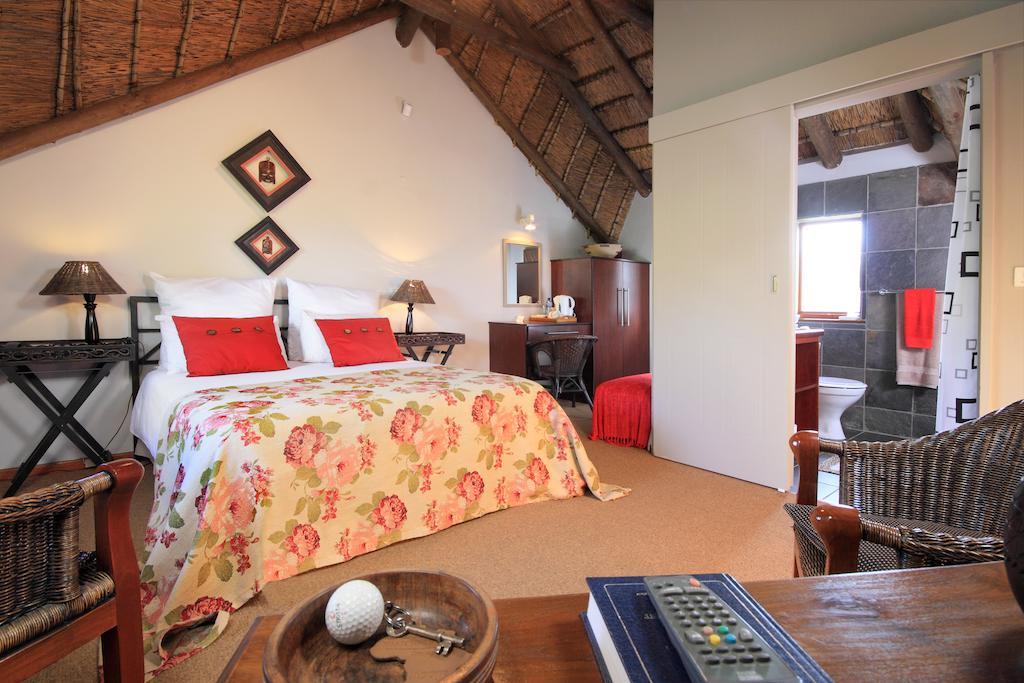 Thatchwood Country Lodge Сент-Френсис-Бей Экстерьер фото