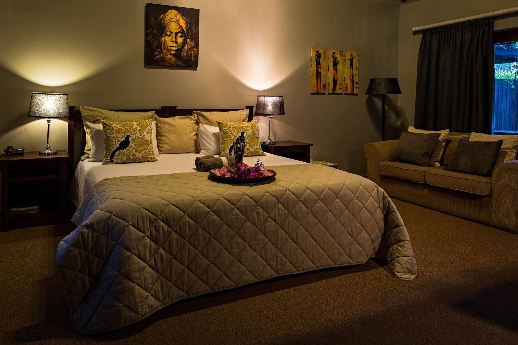Thatchwood Country Lodge Сент-Френсис-Бей Экстерьер фото